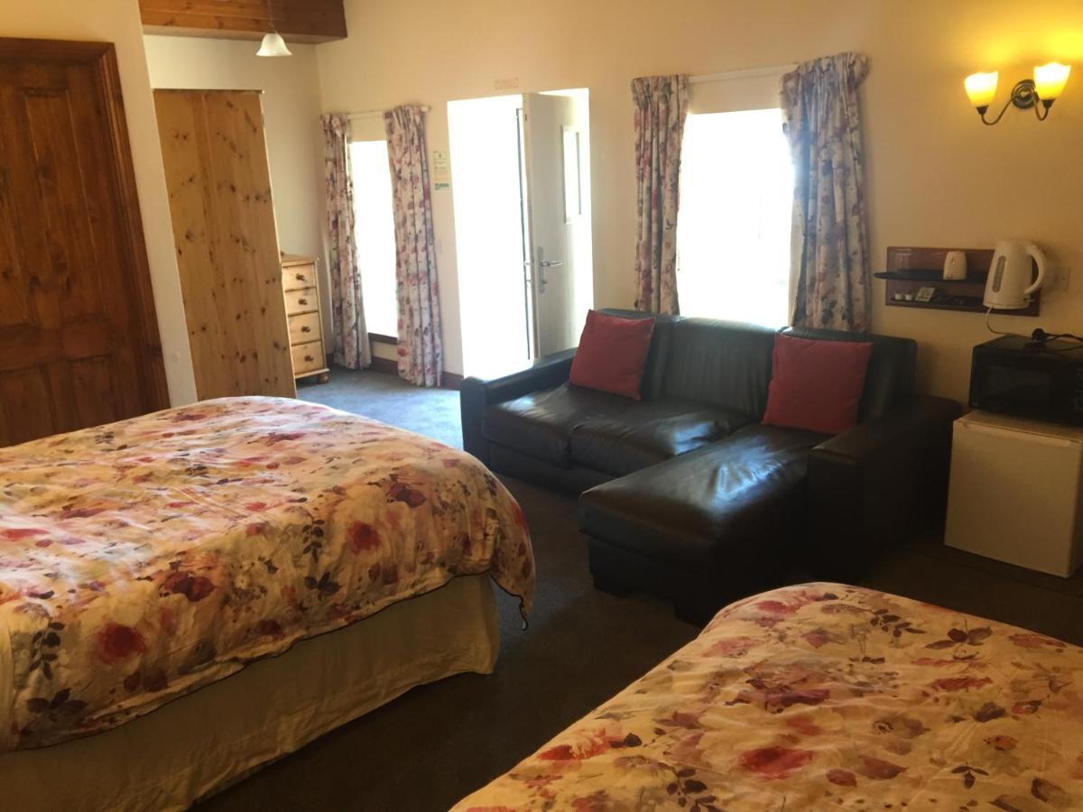 Fairladies Barn Guest House Сент-Бис Экстерьер фото
